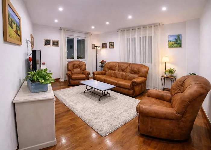 Piso Completo 5 Personas En Casa Lantoxana Apartment